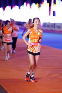 BIB: 211, 26553
                            <button type="button" onclick="openModal(22891585)" class="btn btn-primary btn-sm float-right btn-popup" data-toggle="modal" data-target=".modal-high-quality">
                        <i class="fas fa-shopping-cart"></i> Add to Cart
                    </button>
                                            <button type="button" onclick="isThisMe(22891585, true)" class="btn btn-success btn-sm float-right btn-popup btn-isme hidden" data-toggle="tooltip" data-placement="bottom" title="นี่คือรูปของคุณใช่ไหม คลิกที่นี่เพื่อเอาเข้าอัลบั้ม">
                        <i class="fas fa-plus"></i> Add to album
                    </button>
                    <button type="button" onclick="isThisMe(22891585, false)" class="btn btn-warning btn-sm float-right btn-popup btn-isnotme hidden">
                        <i class="fas fa-ban"></i> Remove from album
                    </button>